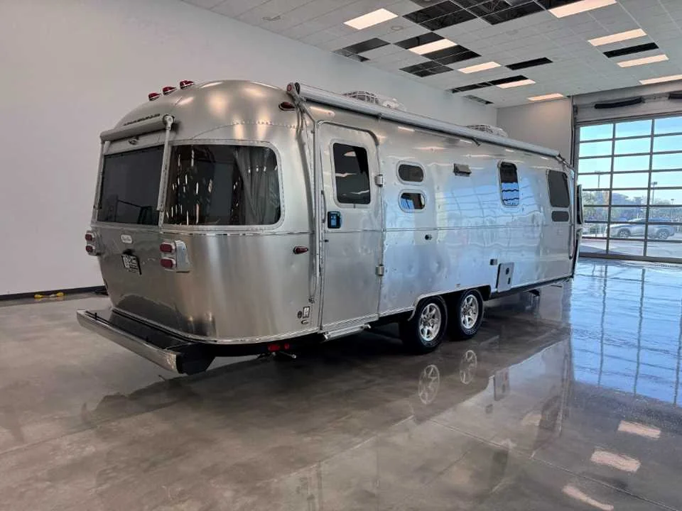 New 2026 SILVER AIRSTREAM  image 2