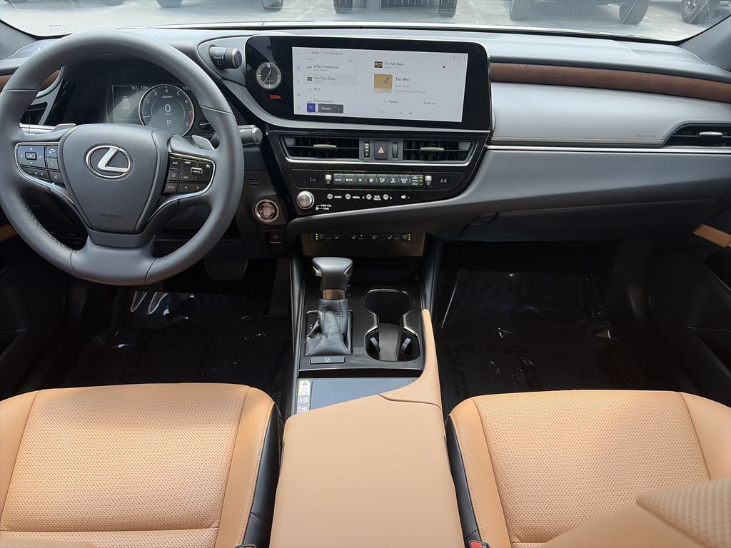 Used 2023 Black Lexus 350 image 14