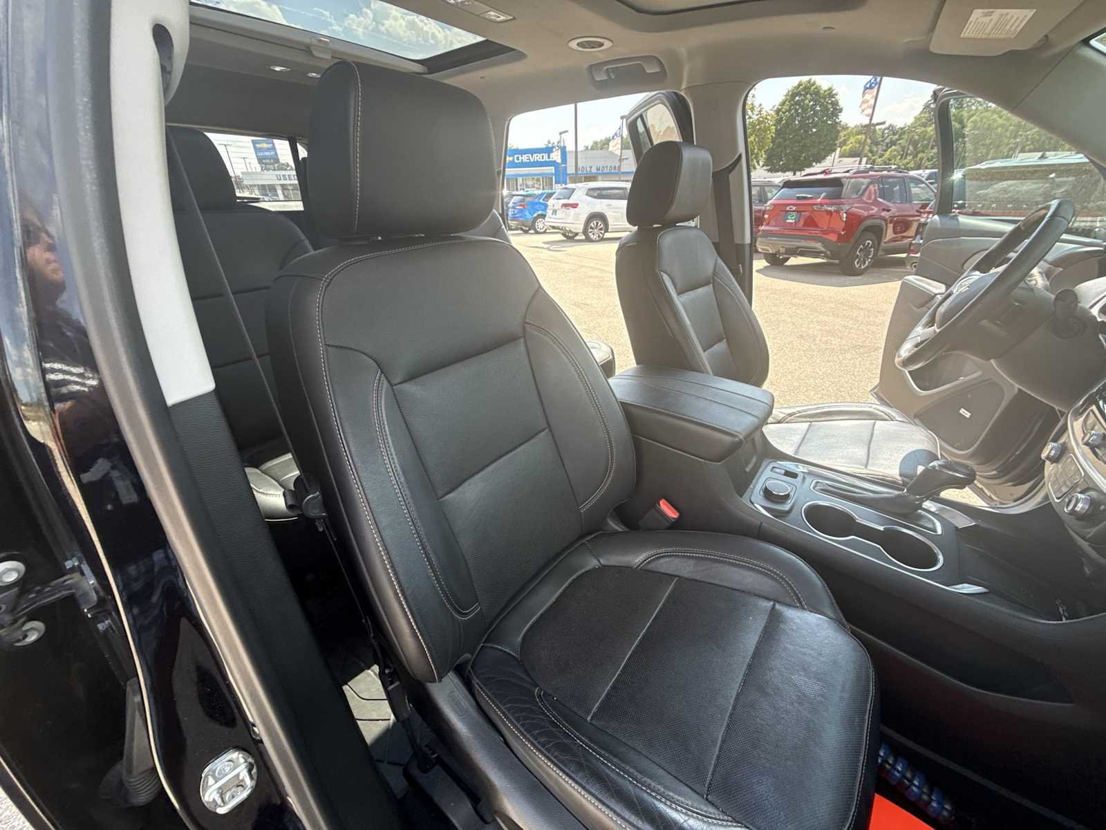 Certified Used 2020 MIDNIGHT BLUE METALLIC Chevrolet Premier image 29