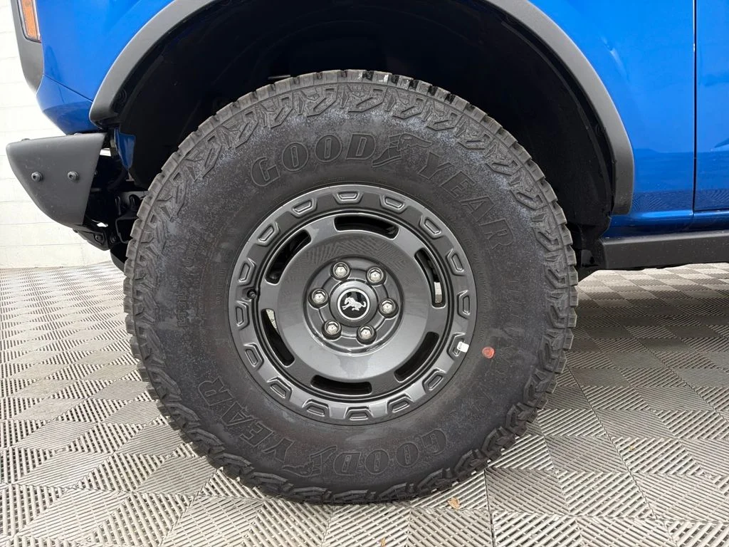 New 2025 Blue Ford Badlands image 11