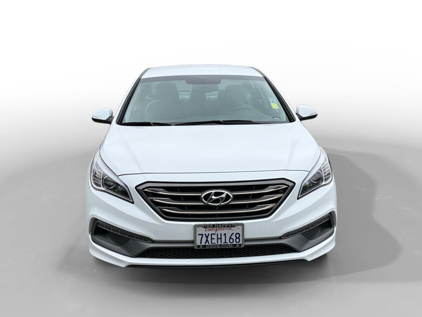 Used 2017 Quartz White Pearl Hyundai Sport image 8