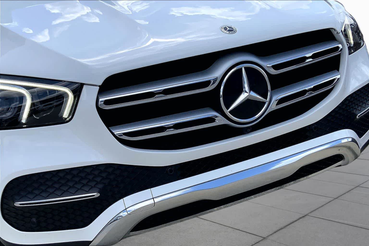 Used 2022 Polar White Mercedes-Benz GLE 350 image 28