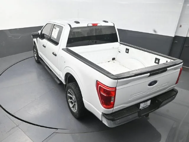 Used 2021 White Ford XLT image 15