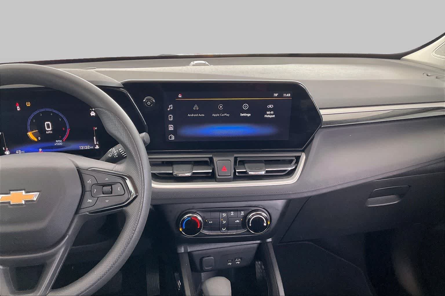 Used 2025 Summit White Chevrolet LS image 7