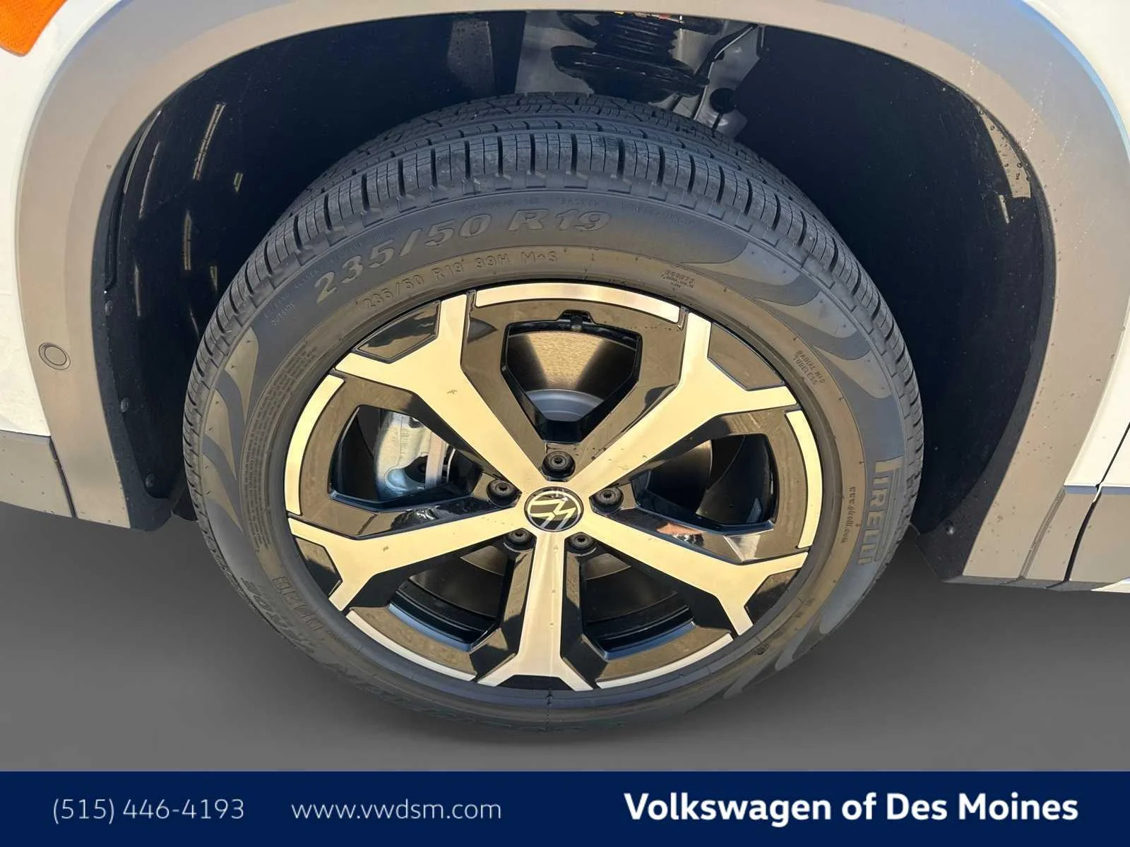 New 2026 Pure White Volkswagen SE image 8