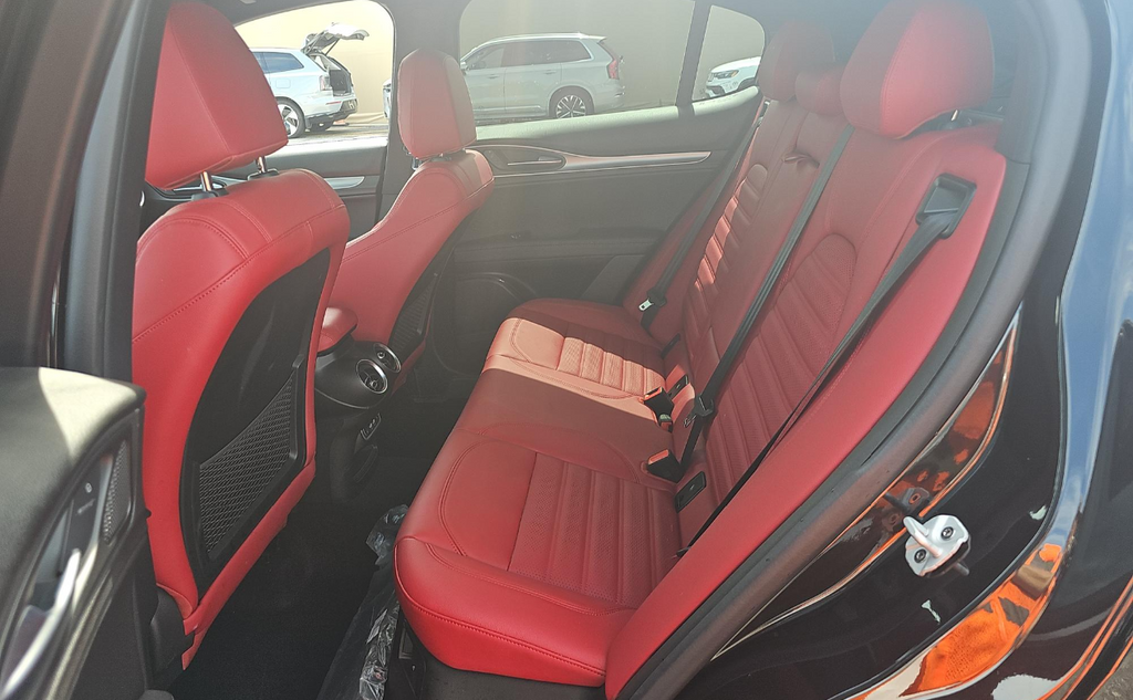 Used 2025 Black Alfa Romeo Veloce image 7