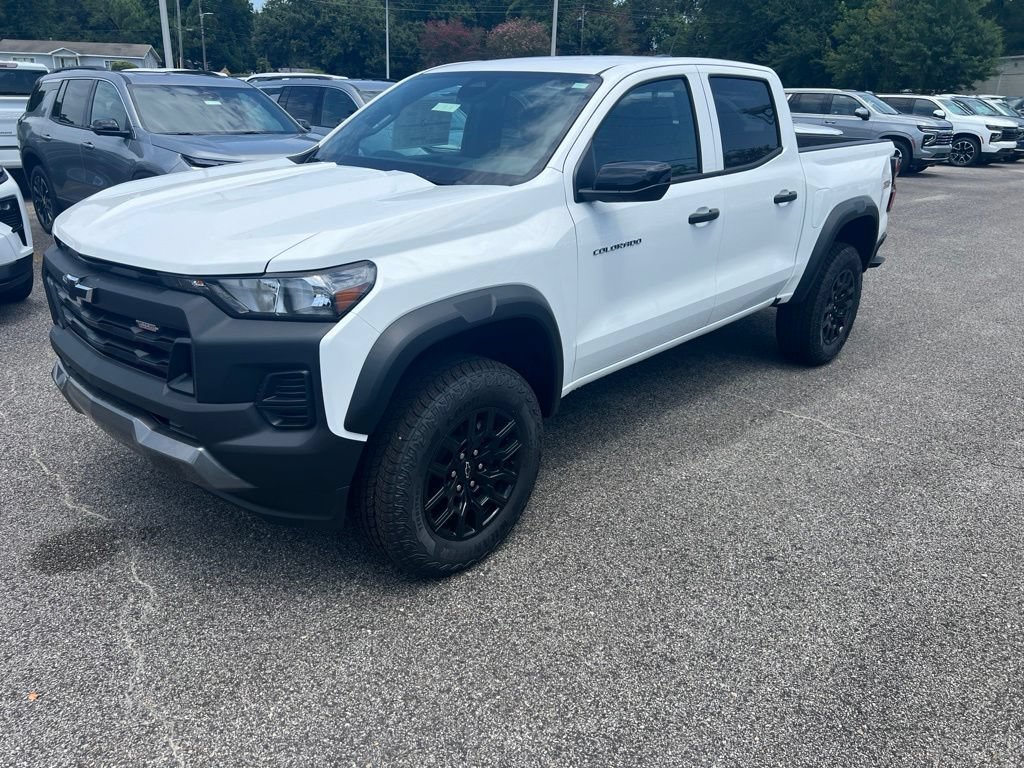 2026 Chevrolet Colorado Trail Boss - Photo 1