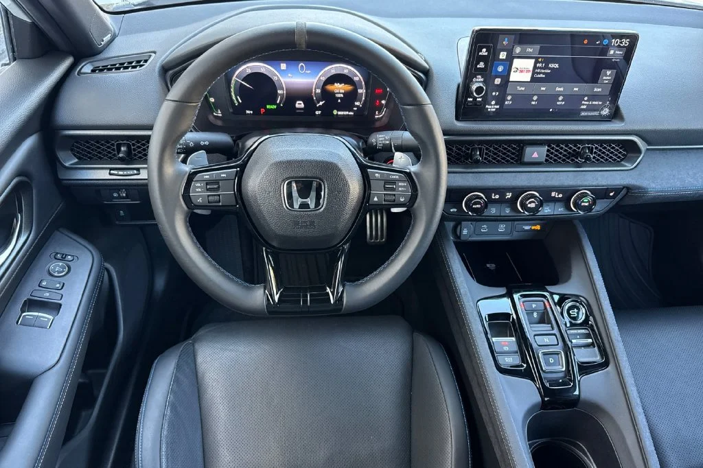 Used 2026 Winter Frost Pearl Honda  image 17