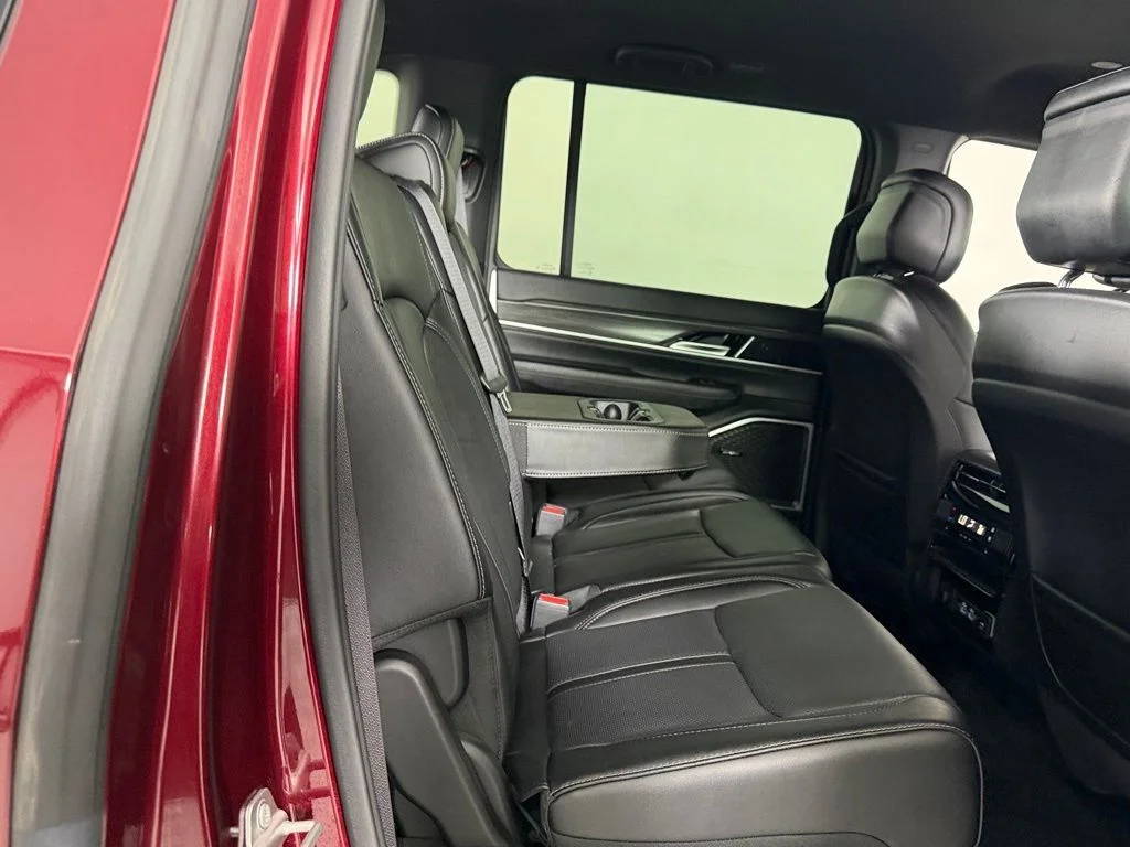 Used 2023 Red Jeep Series III image 29