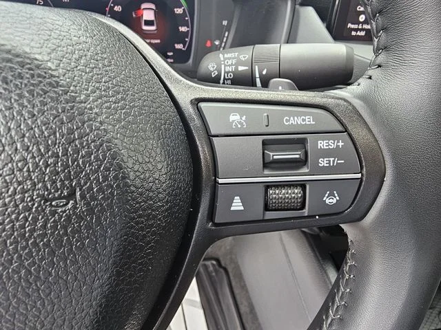 Used 2025  Honda Sport image 27