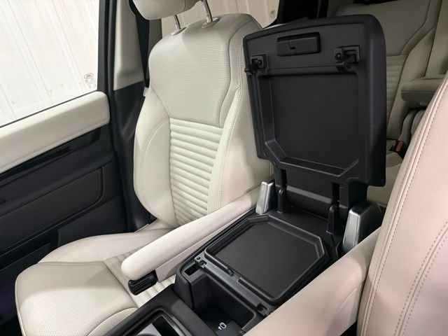 New 2026 Varesine Blue Land Rover S image 34