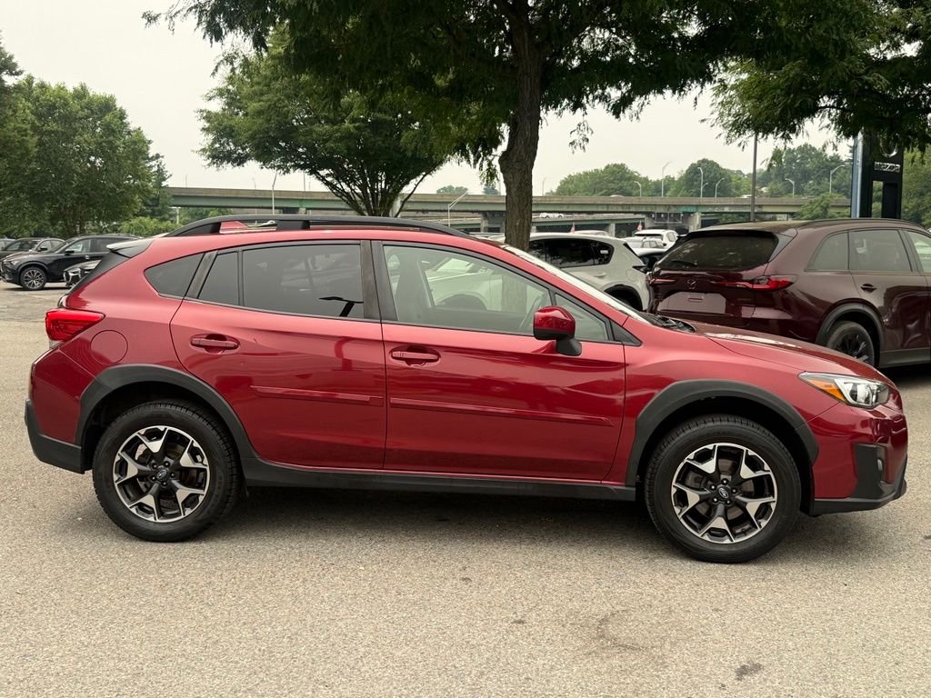 Used 2019 Red Subaru 2.0i Premium image 11