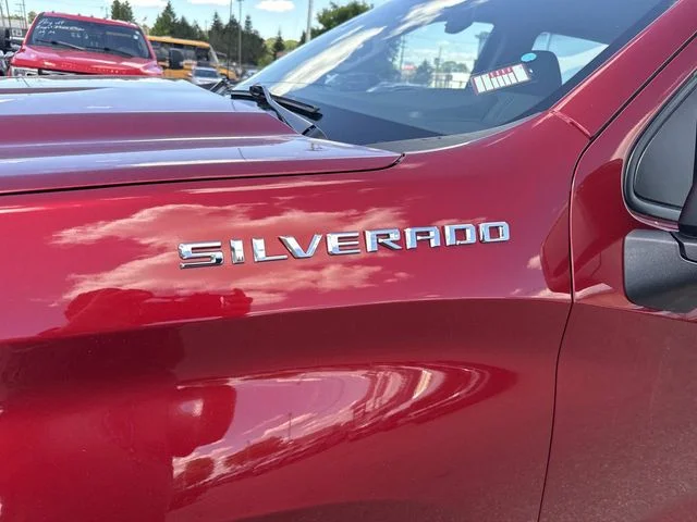 Used 2023 Red Chevrolet RST image 12