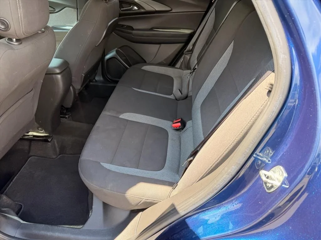 Used 2022 Blue Chevrolet LT image 10