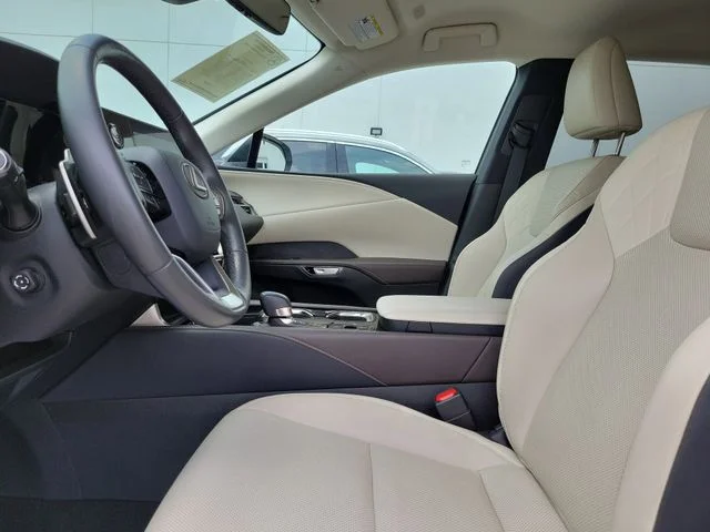 Used 2024 Silver Lexus 350 image 21