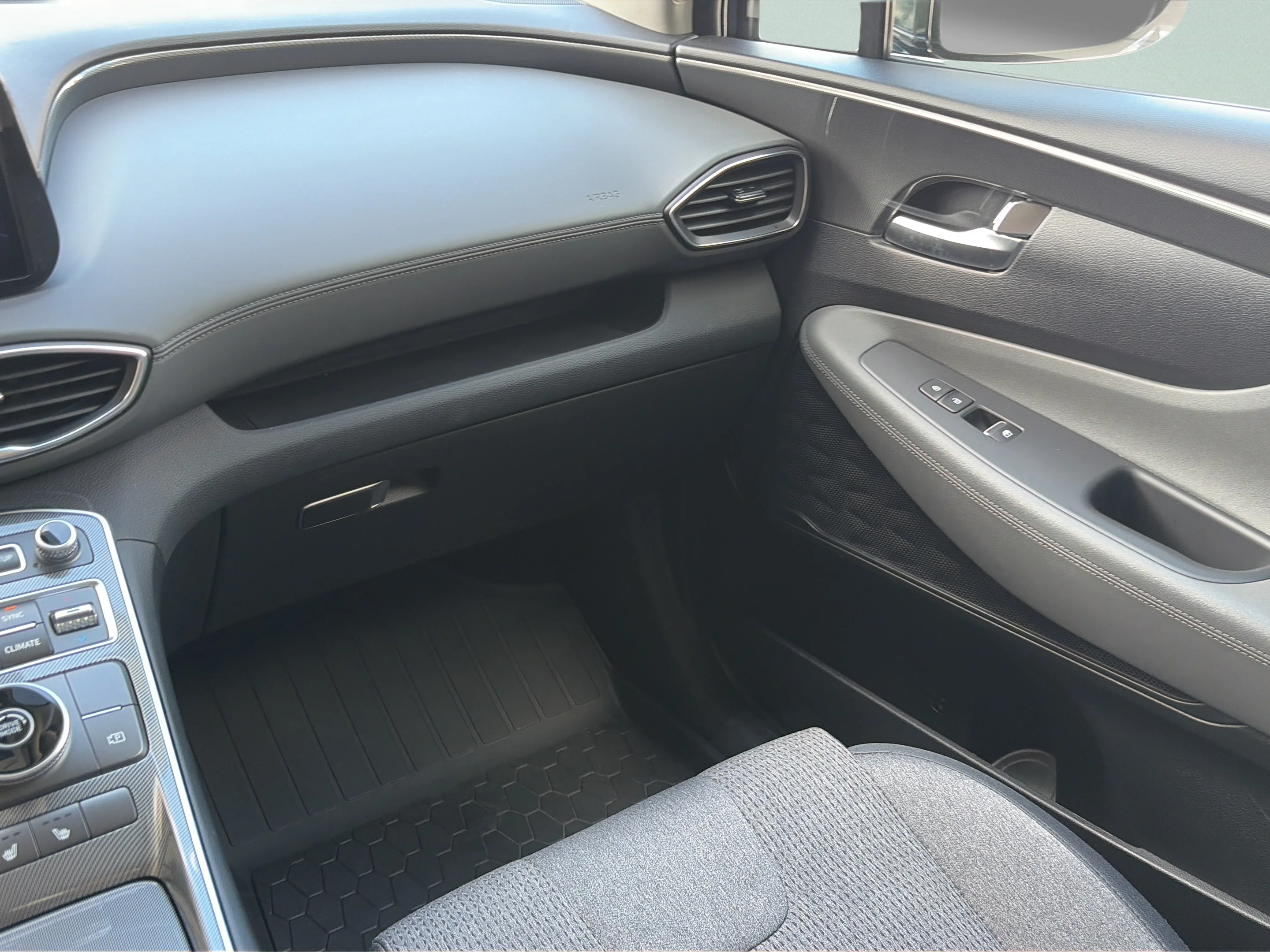 Used 2023 Portofino Gray Hyundai SEL image 16