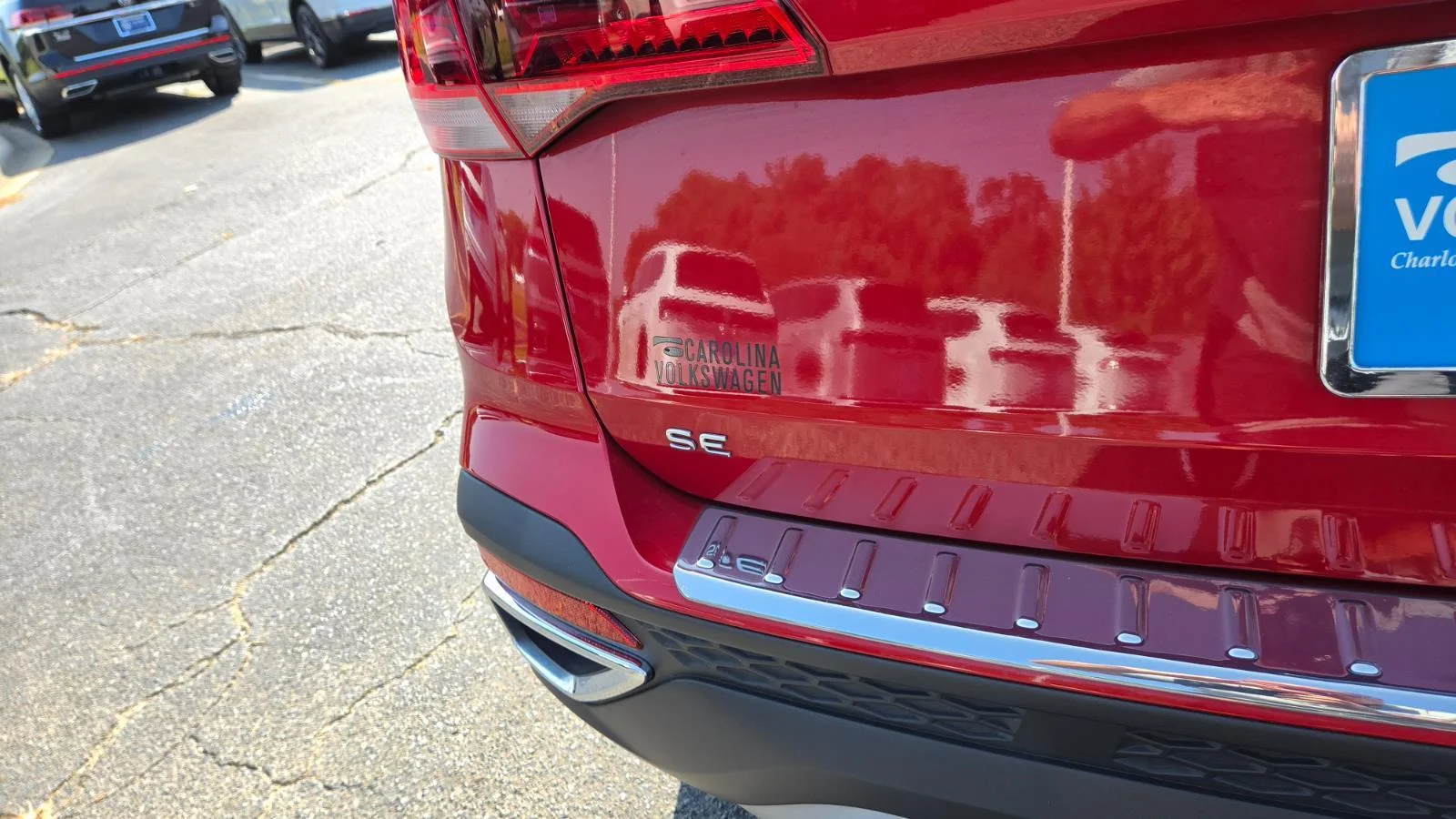 Certified Used 2024 Kings Red Metallic Volkswagen SE image 16