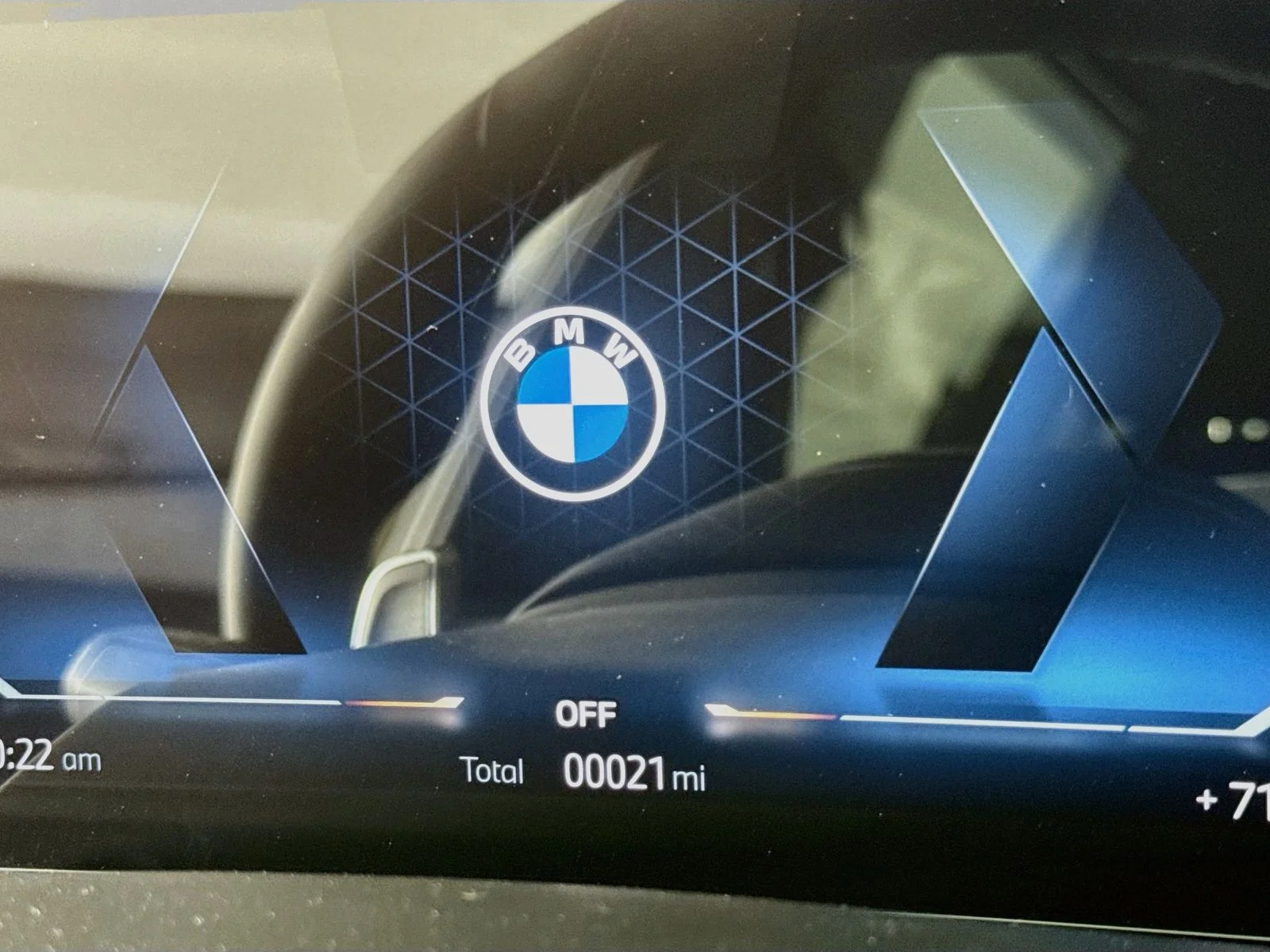 New 2027 Frozen Pure Grey Metallic BMW xDrive40i image 12