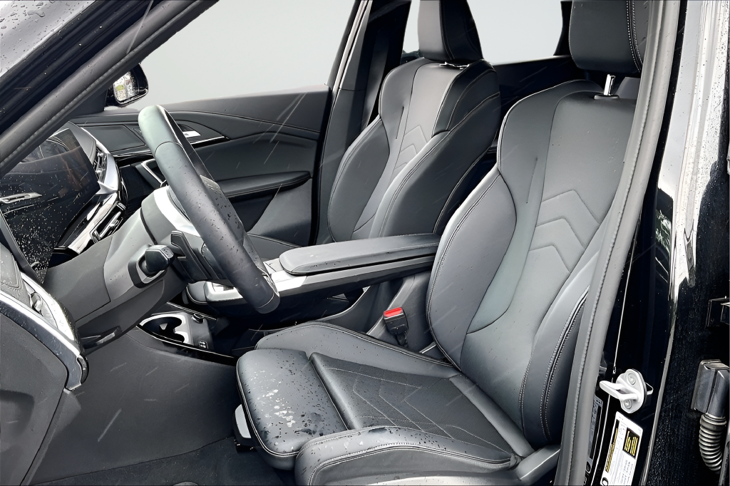 New 2026 Black BMW xDrive28i image 10