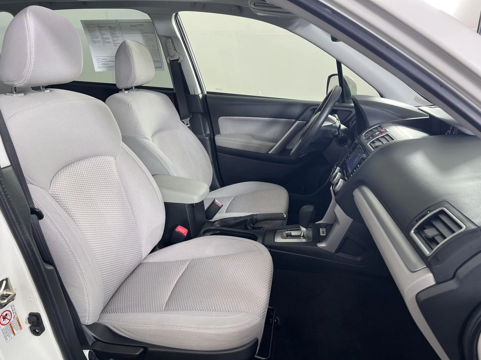 Used 2018 Crystal White Pearl Subaru Premium image 29
