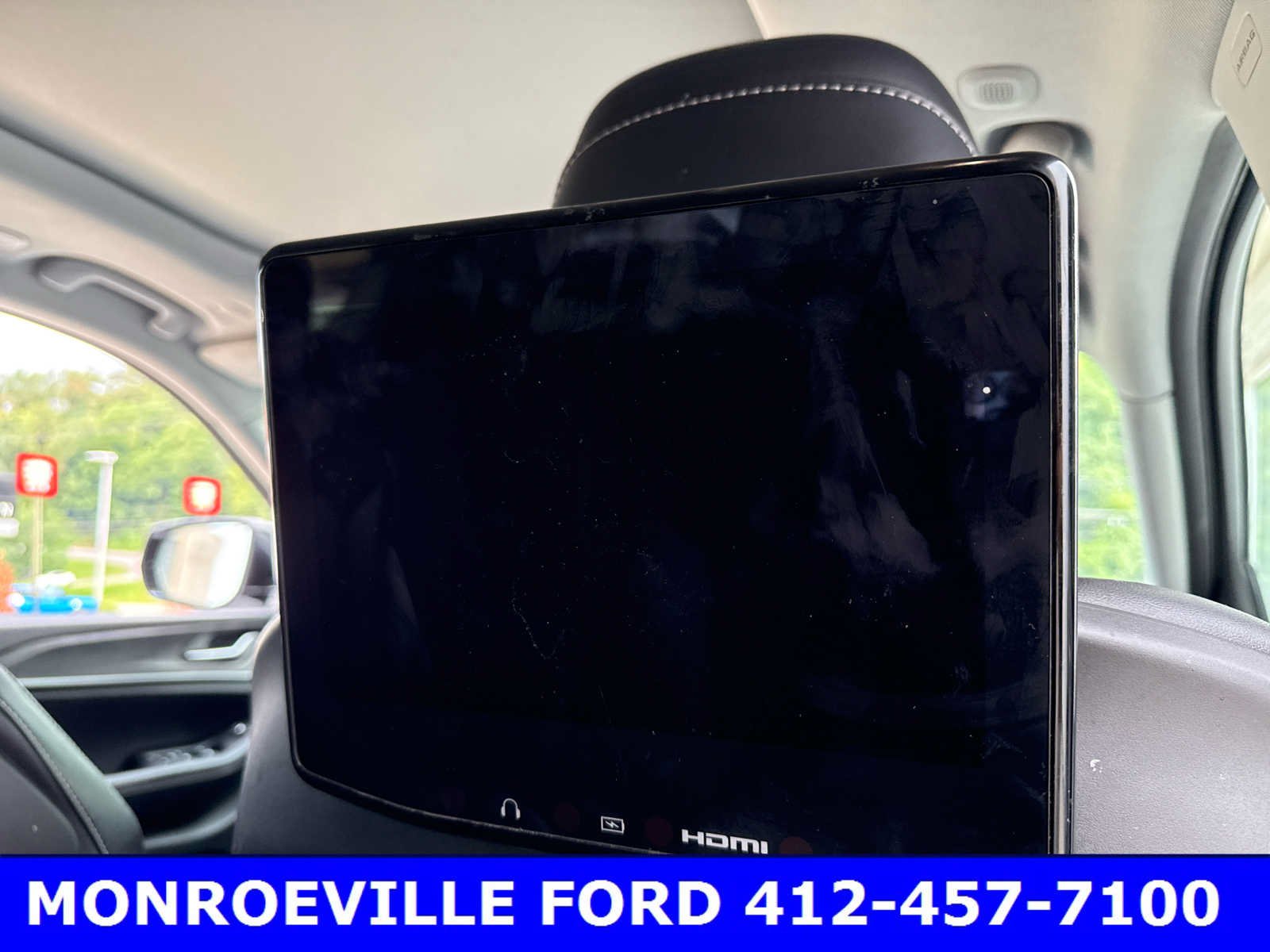 Used 2023 Bright White Clearcoat Jeep Limited image 8