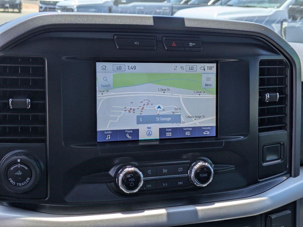 Used 2022 Oxford White Ford XLT image 21