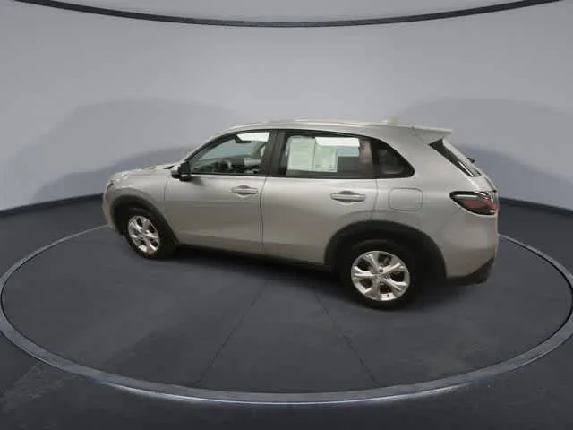 Used 2023 Lunar Silver Metallic Honda LX image 6
