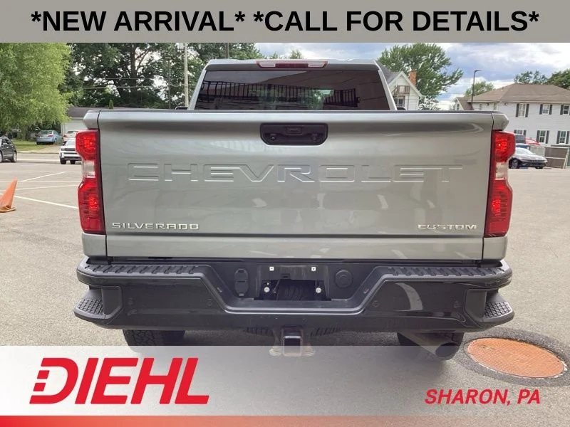 Used 2024 Gray Chevrolet Custom image 6