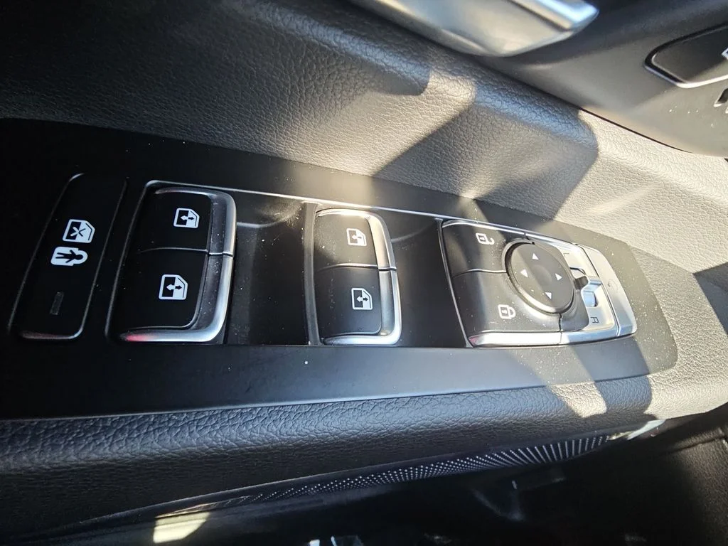 Used 2022 Gray Kia SX image 29