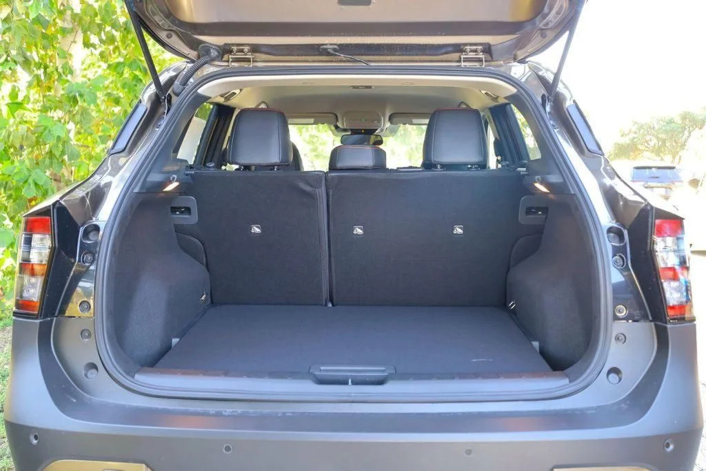 2026 Nissan KICKS SR - Photo 19