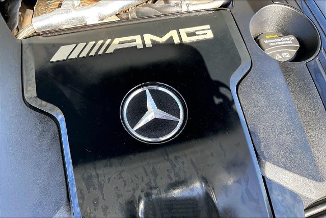 Used 2022  Mercedes-Benz SL 63 AMG® image 29