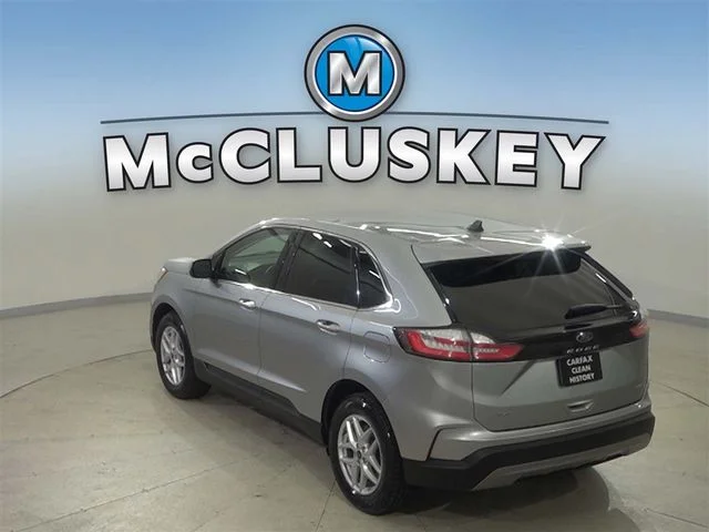 Used 2024 Silver Ford SEL image 22