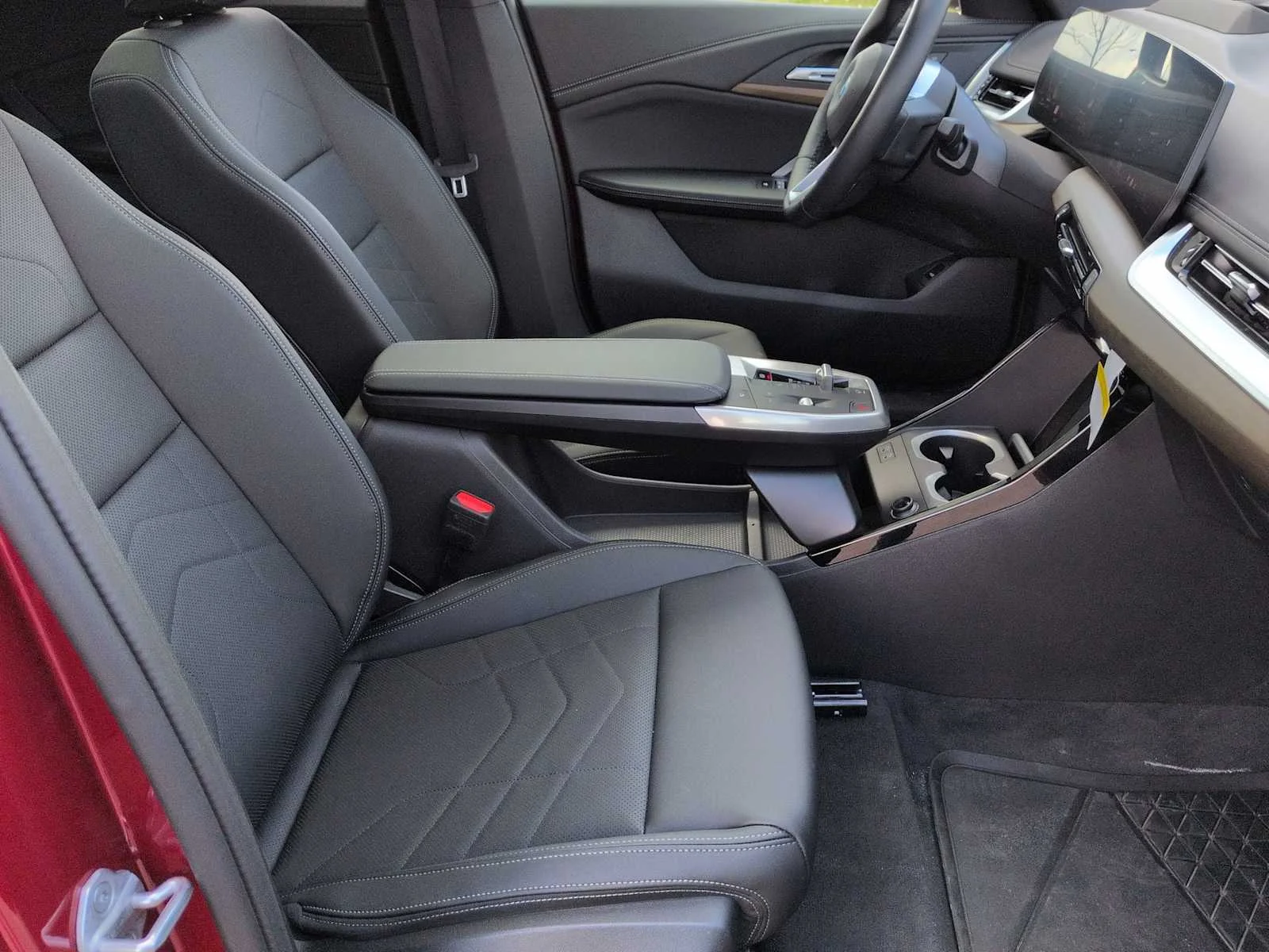 New 2026 Vegas Red Metallic BMW xDrive28i image 22