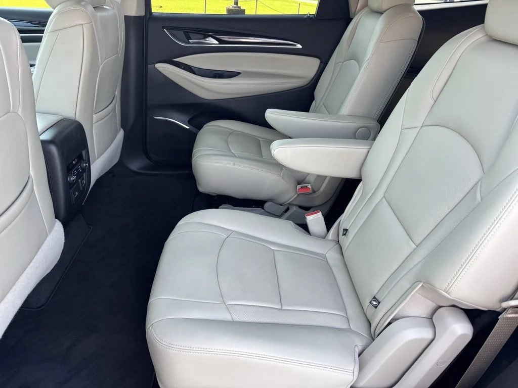 Used 2021 Includes Satin Nickel lower exterior accent color.) Buick Premium image 17
