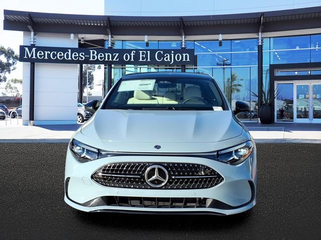 New 2027 Green Mercedes-Benz  image 2