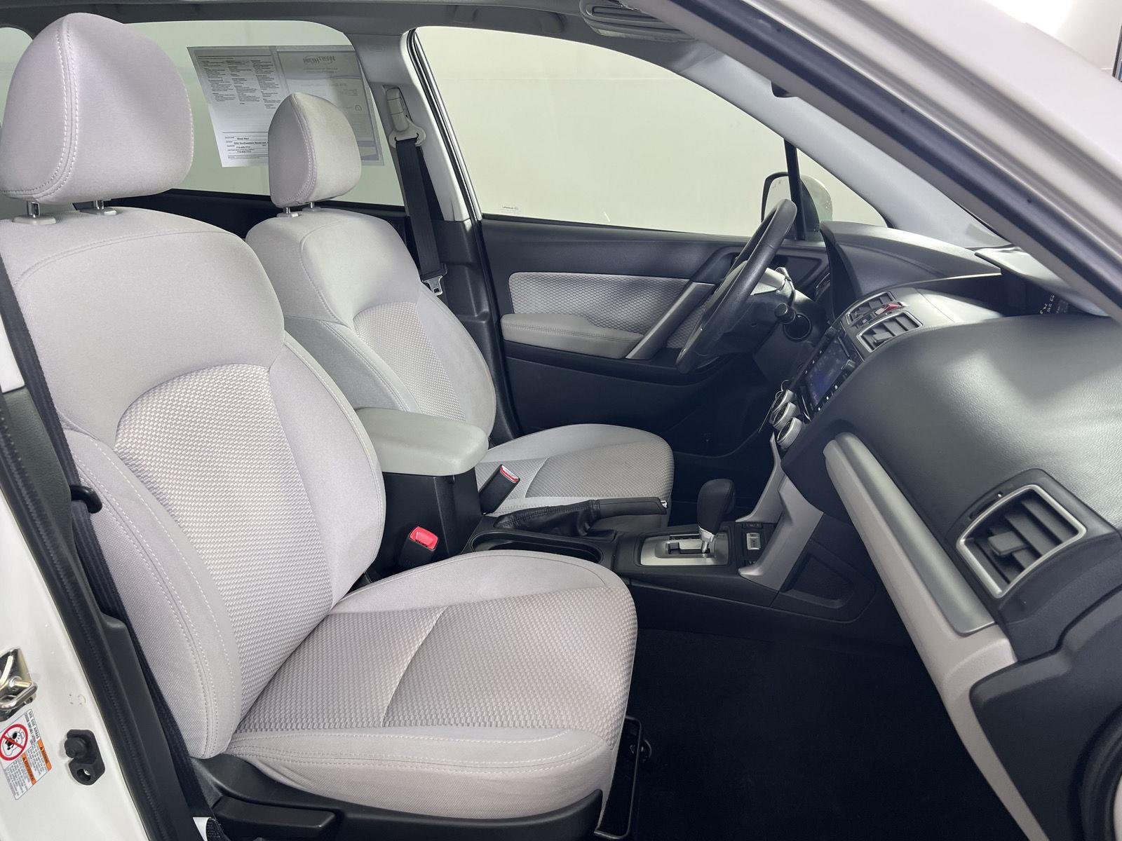 Used 2018 Crystal White Pearl Subaru Premium image 29