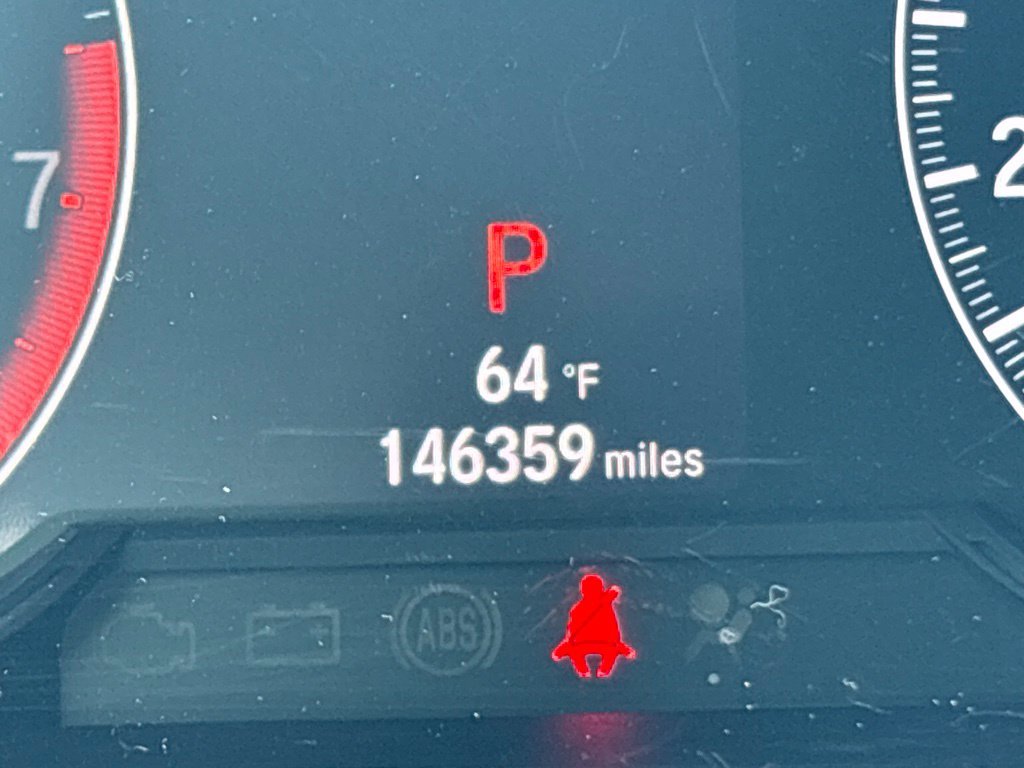 Used 2018 White Honda EX image 18