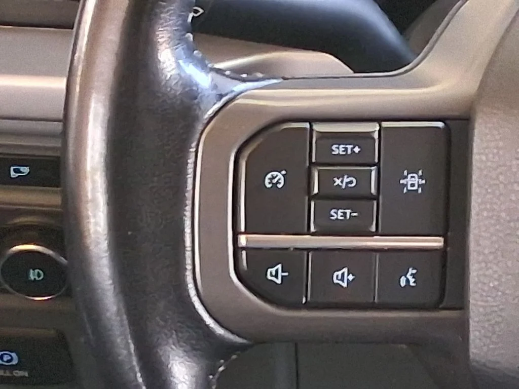 Used 2022 Silver Ford XLT image 10
