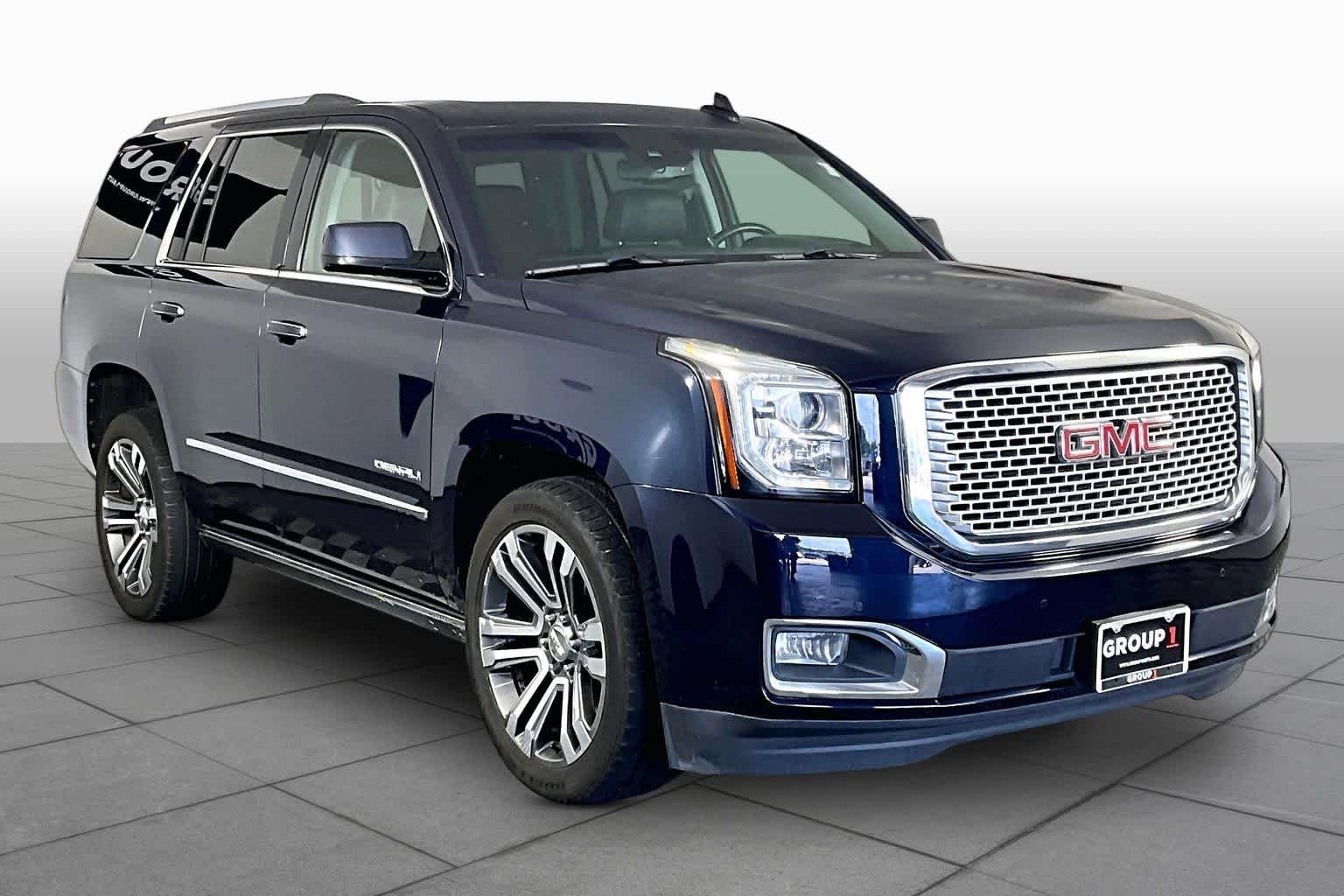 Used 2017 Dark Sapphire Blue Metallic GMC Denali image 3