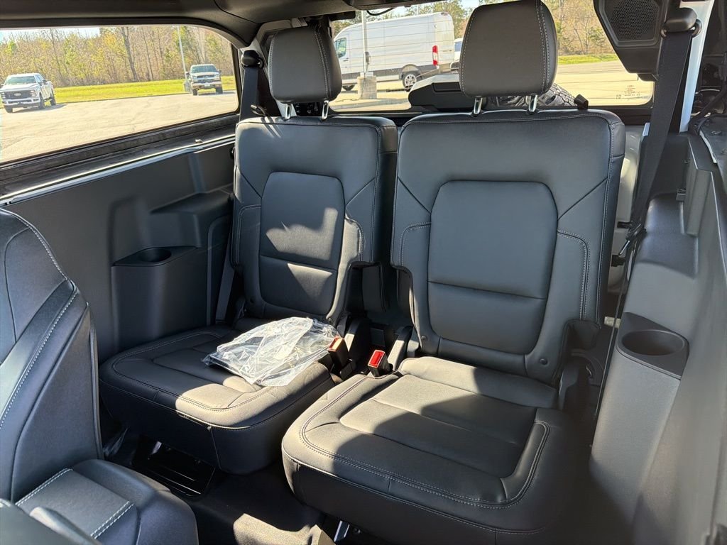 New 2026 Oxford White Ford Badlands® image 13