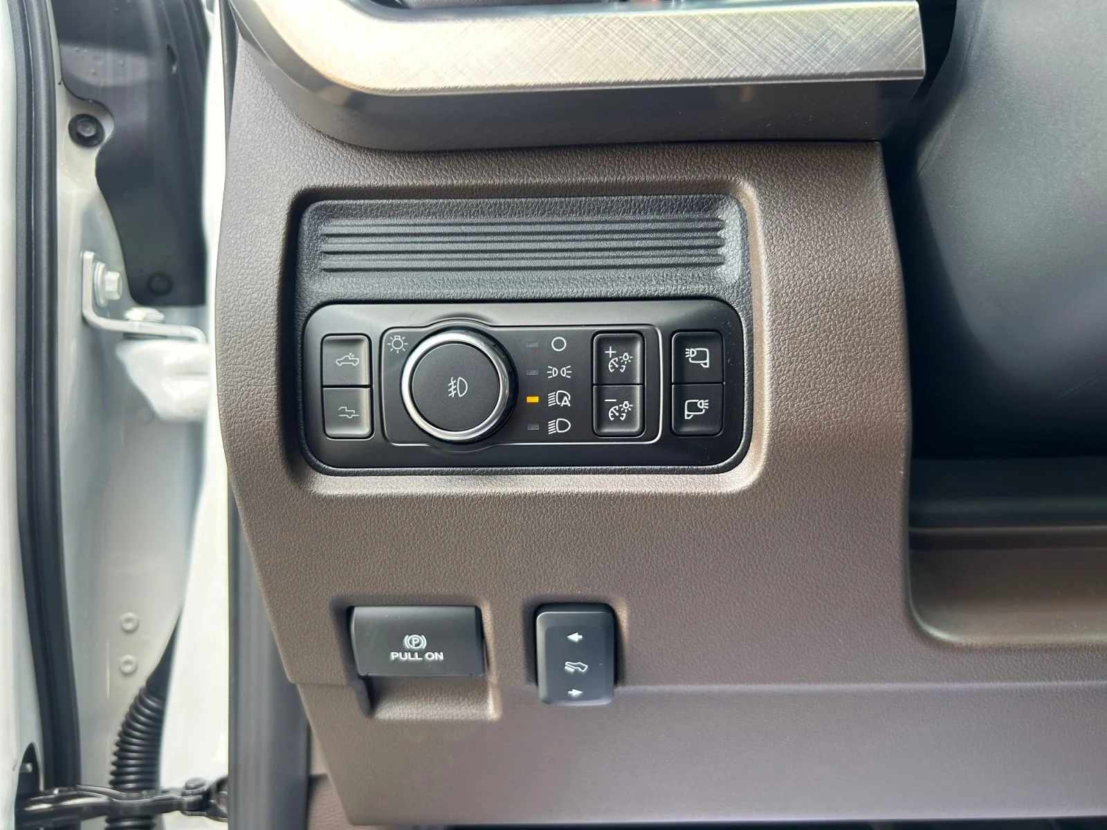 New 2026 Star White Metallic Tri-Coat Ford King Ranch image 20