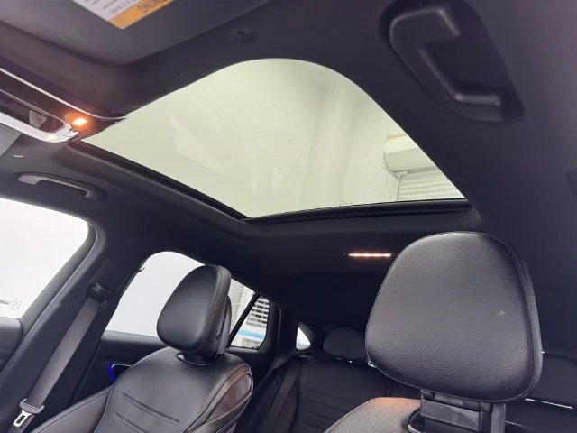 New 2026 Polar White Mercedes-Benz GLC 300 Coupe image 5