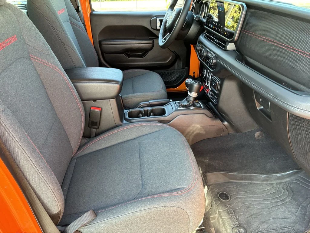 Used 2025 Orange Jeep Rubicon image 20