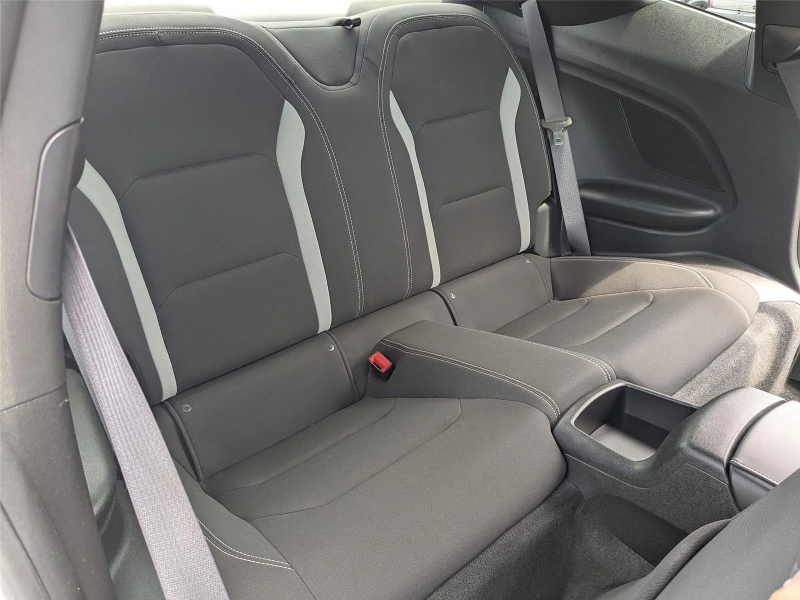 Used 2017 Summit White Chevrolet 1SS image 27