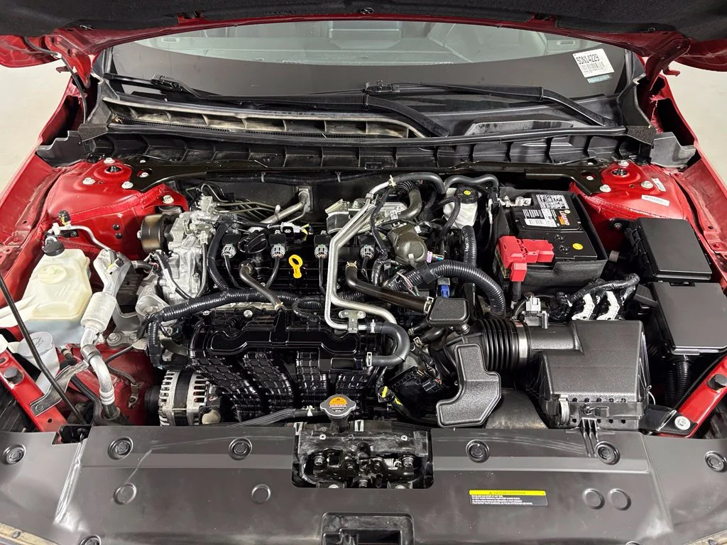 Used 2024 Red Nissan 2.5 SV image 39