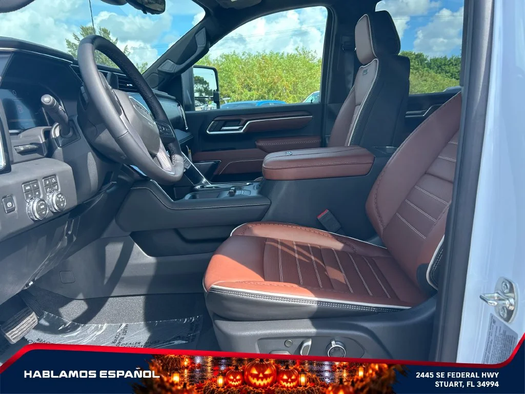 New 2026 Glacier White Tricoat GMC Denali Ultimate image 9