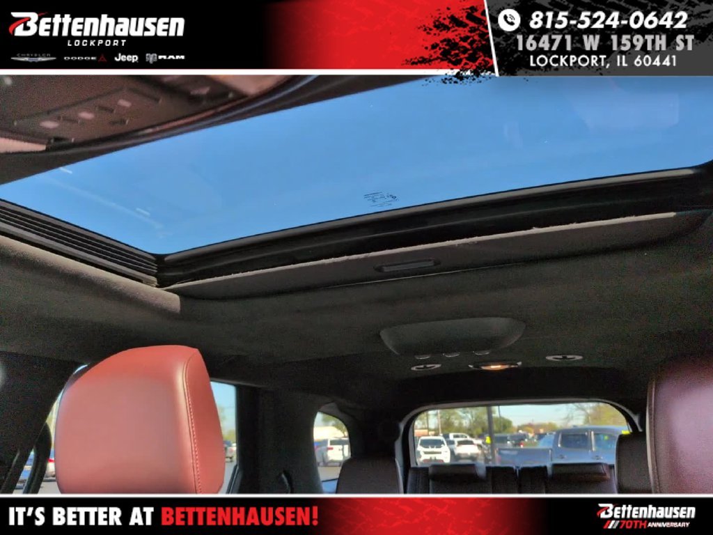 Used 2024 White Dodge R/T Premium image 28