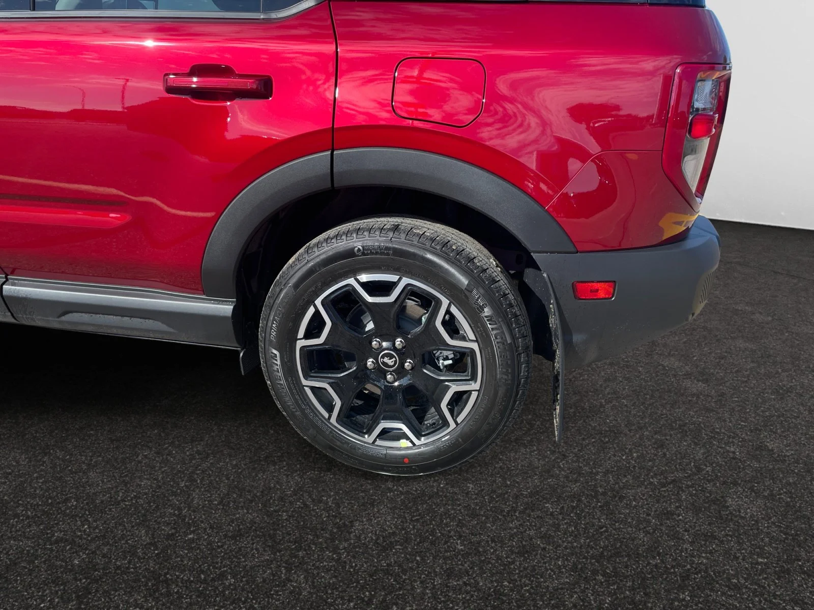 New 2026 Ruby Red Metallic Tinted Clearcoat Ford Outer Banks image 9
