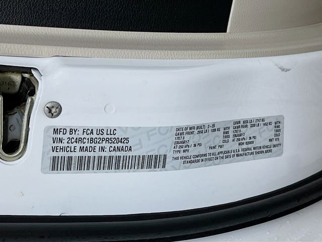 2023 Chrysler Pacifica Touring L - Photo 17