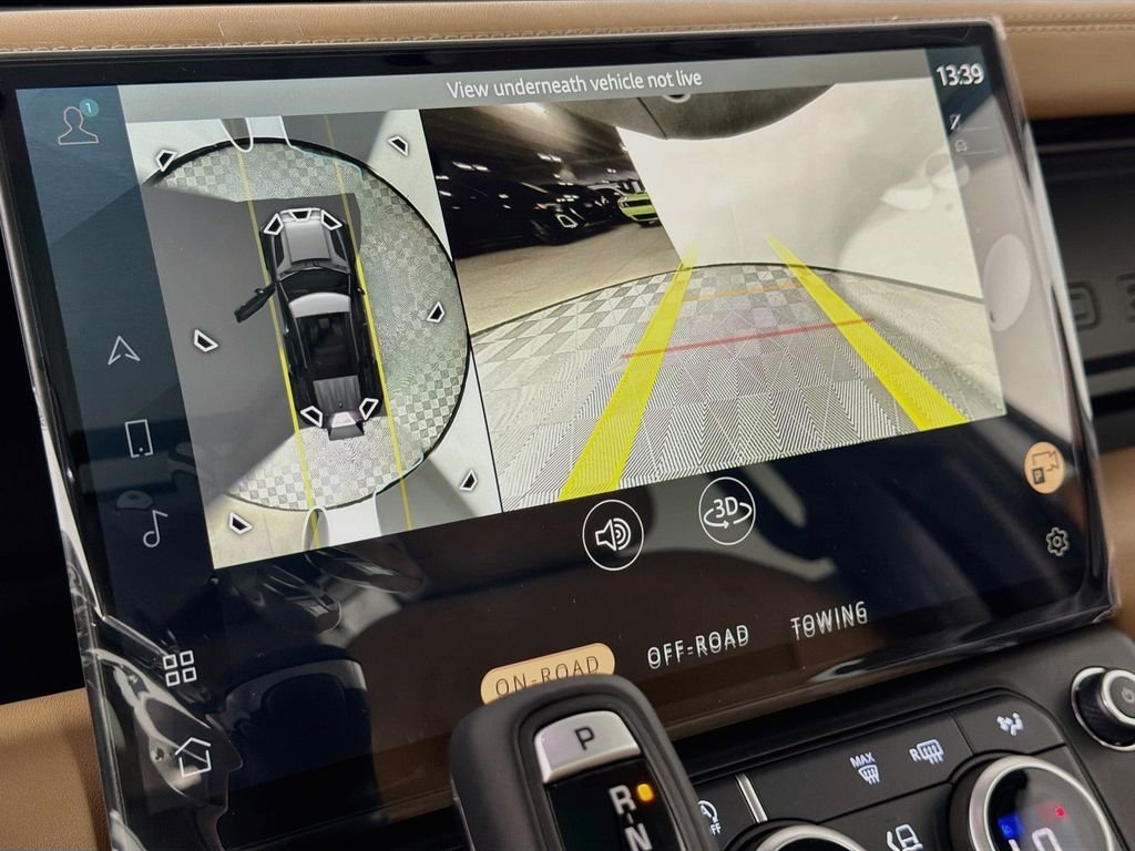 New 2026 Fuji White Land Rover X-Dynamic SE image 14
